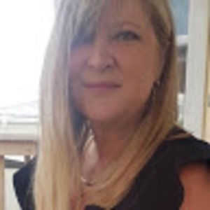 Meet your Posher, Dani